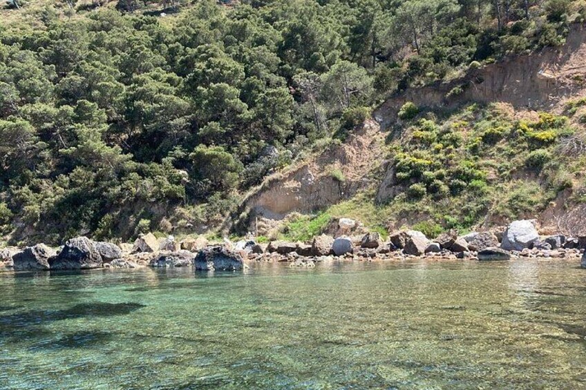 Cagliari: The magic of the Devil's Saddle and its caves 2