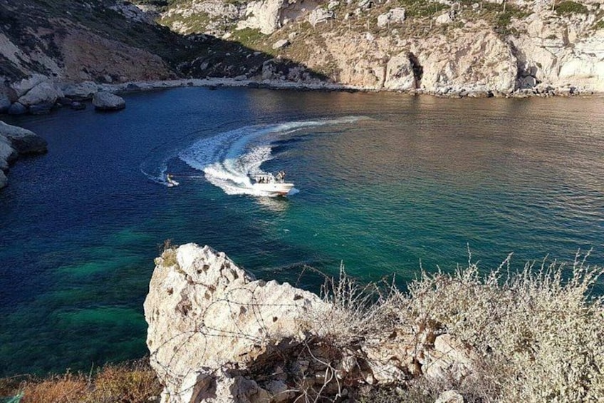 Cagliari: The magic of the Devil's Saddle and its caves 2