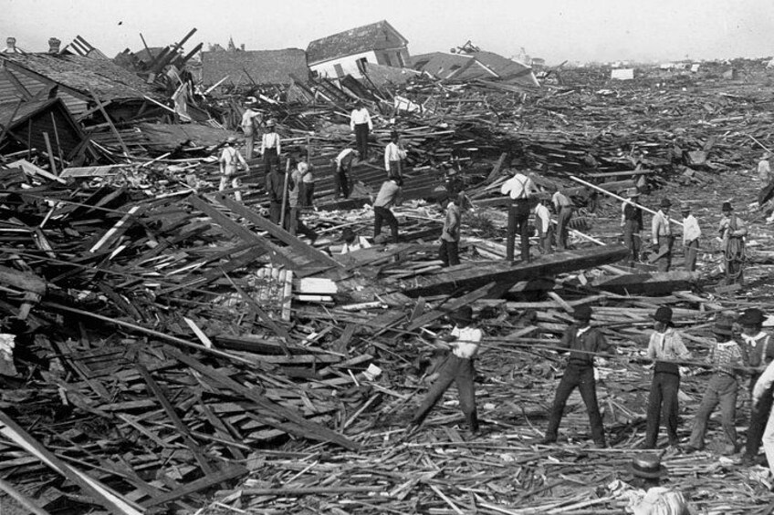 Voices of the 1900 Storm Private Tour 1
