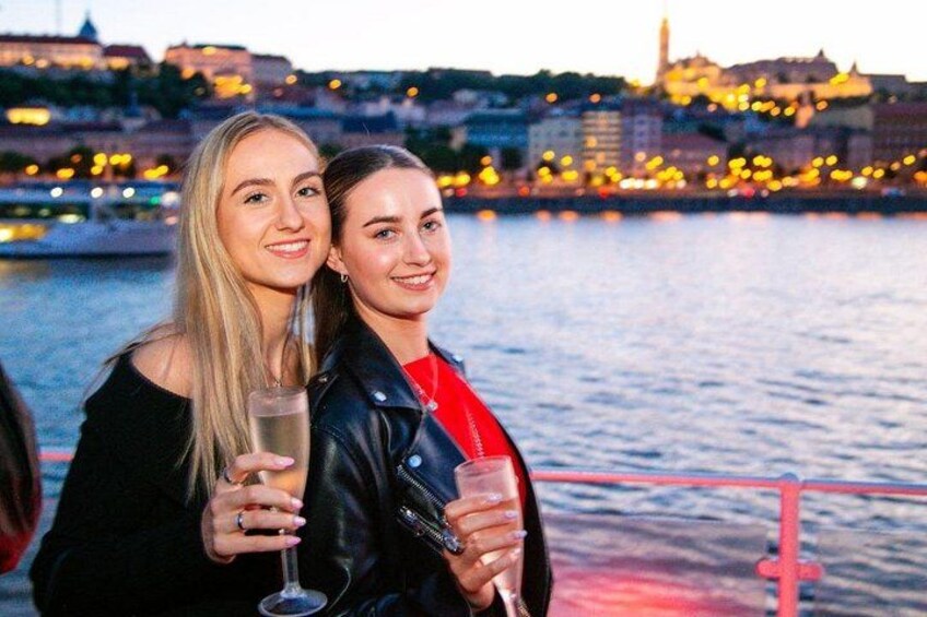 Budapest Sip and Sail Danube Cruise with Unlimited Prosecco 4