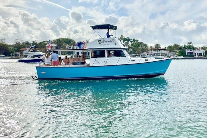 Boat & Yacht Tour Amazing Sandbar Adventure, Water Toys & Snorkel