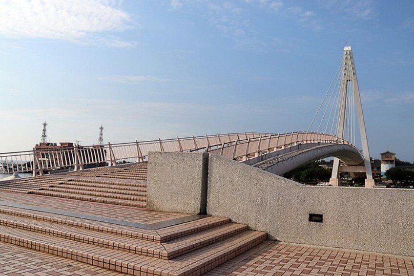 9 Hour Tamsui Historic Site and Beitou Hot Spring Culture Tour 3