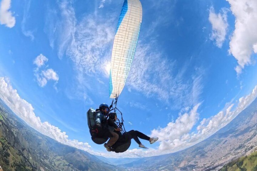 Paragliding flight in Medellin 2