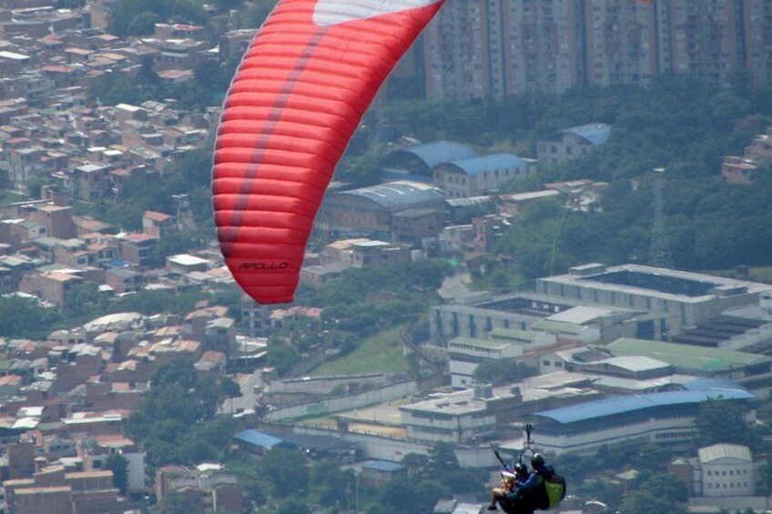 Paragliding flight in Medellin 2