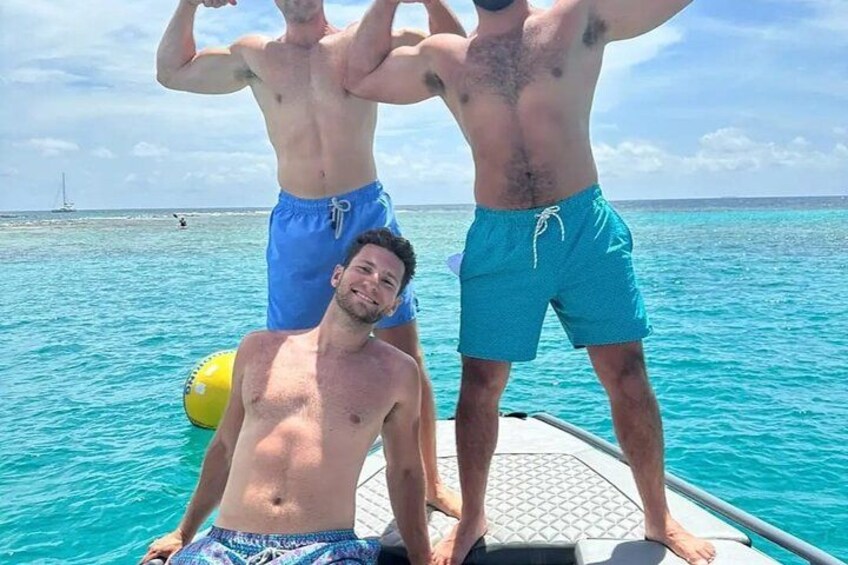 Cholon island party boat from cartagena 5