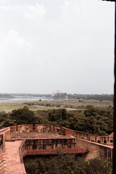 Half-Day Private Agra Tour with Exclusive Taj Mahal Sunset View 3