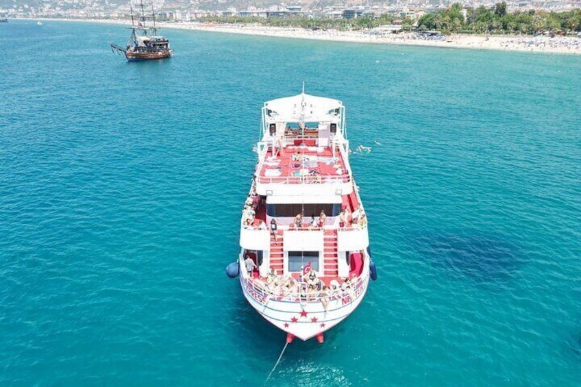 Alanya Boat Trip w/Unlimited Drinks & Lunch (Free Hotel Transfer)