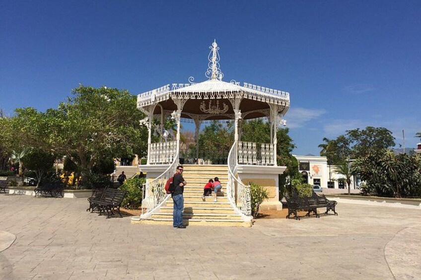 San Jose del Cabo Main Plaza 3