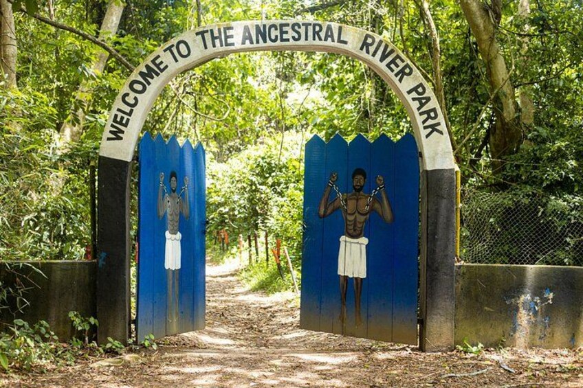 Cape Coast Castle, Assin Manso Slave River and Door of No Return 4