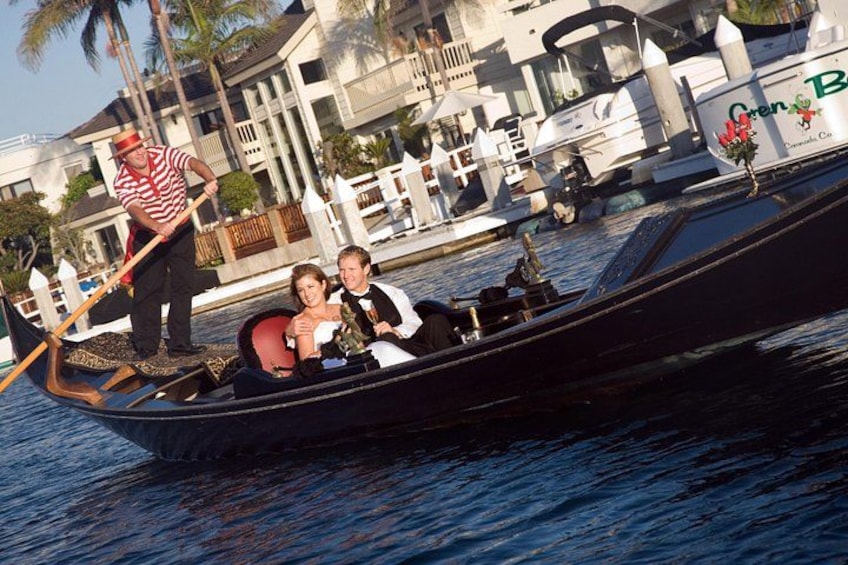 Romantic Pasaporto Cruise at The Gondola Company 2