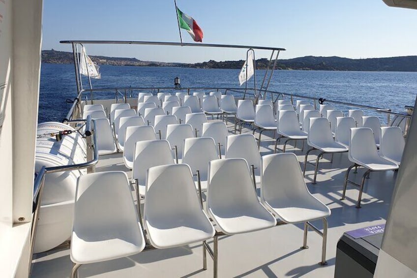 Upper deck of the new boat "Delfino Verde" 5