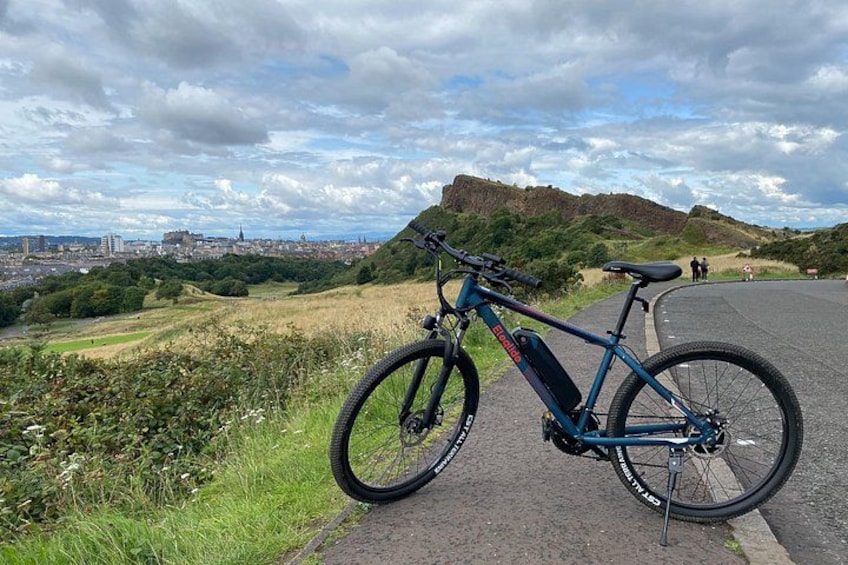 Stunning Edinburgh E-bike Tour max 10 people small group 2
