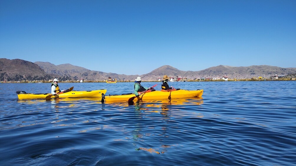 2-day Uros Kayak Tour with Homestay at Amantani Island