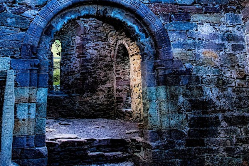Kilmalkedar Church was once a very important monastery in the early medieval period. 4