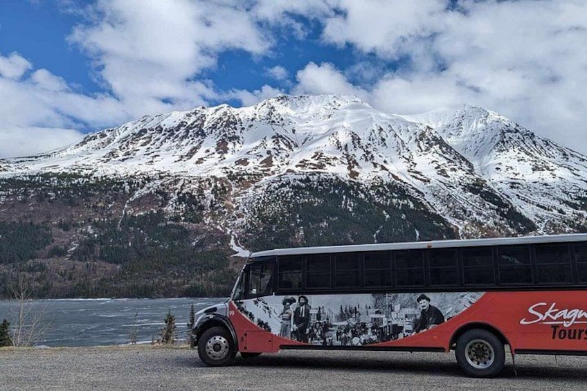 See more with our tour on the Klondike Highway - stop, stretch your legs, and take in the beauty! 4