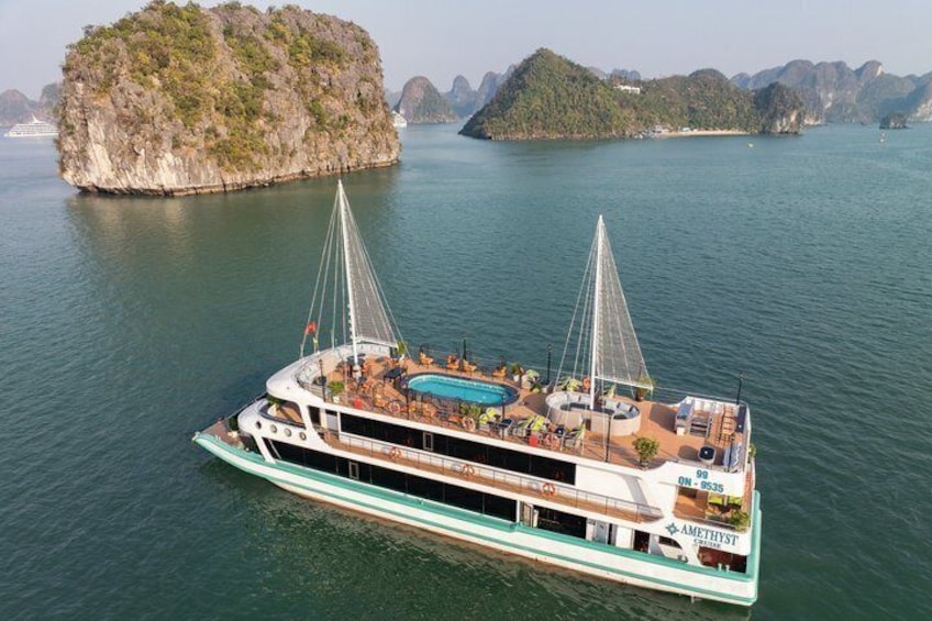 Luxury Halong Bay Day Cruise - Amethyst Luxury from Halong 2
