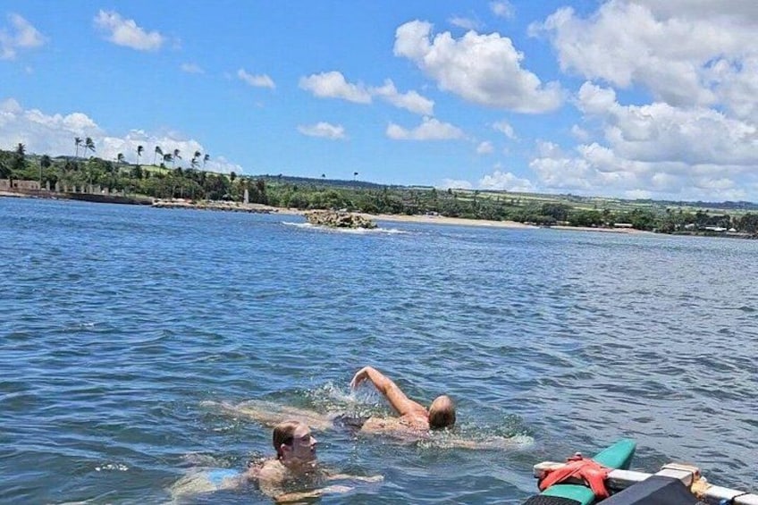 Private North Shore Hawaiian outrigger Canoe and turtle adventure 4