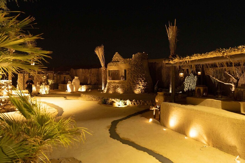 Picture 17 for Activity Dubai: Luxury Desert Safari, 5-Star Dinner & Shows 5