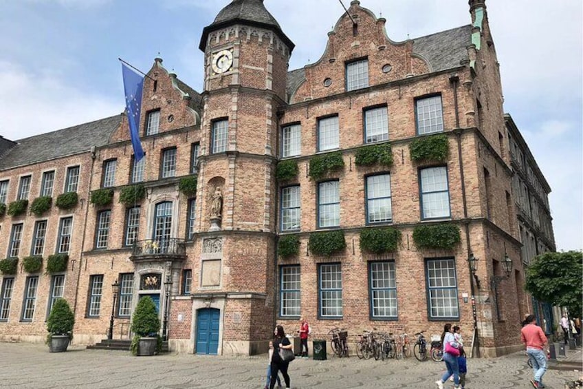 Guided Walking Tour Dusseldorf 4