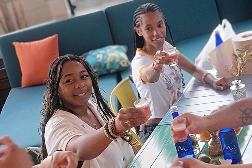 FlyVours: Colombian Fruits & Cocktail Experience 4