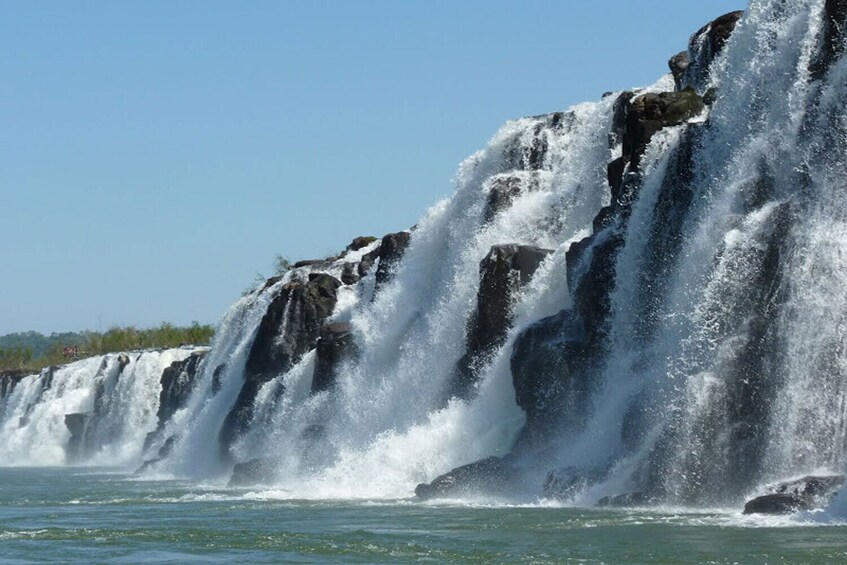 Visit the Saltos del Mocona 2