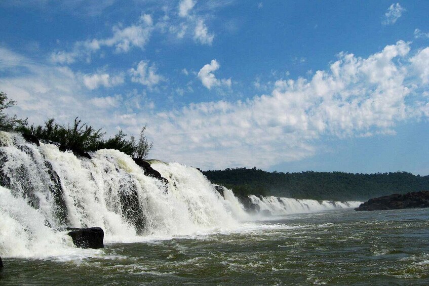 Visit the Saltos del Mocona 1