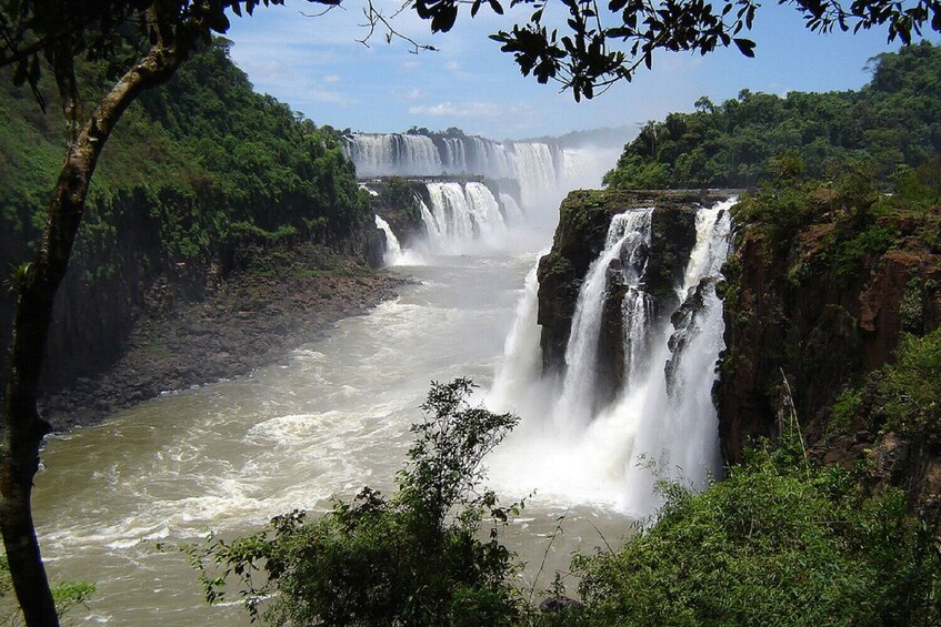 Visit the Saltos del Mocona 4