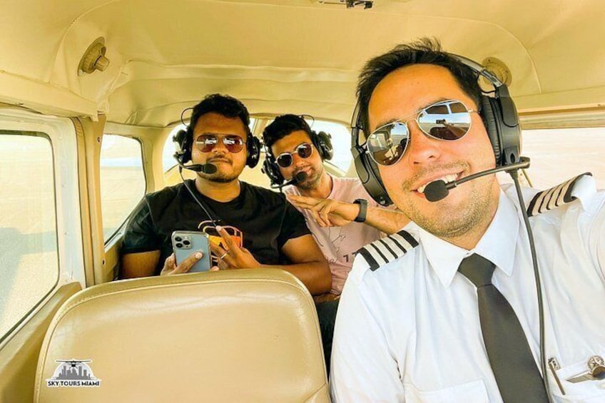 Miami Beach: Luxury Plane Tour with Free Champagne 2
