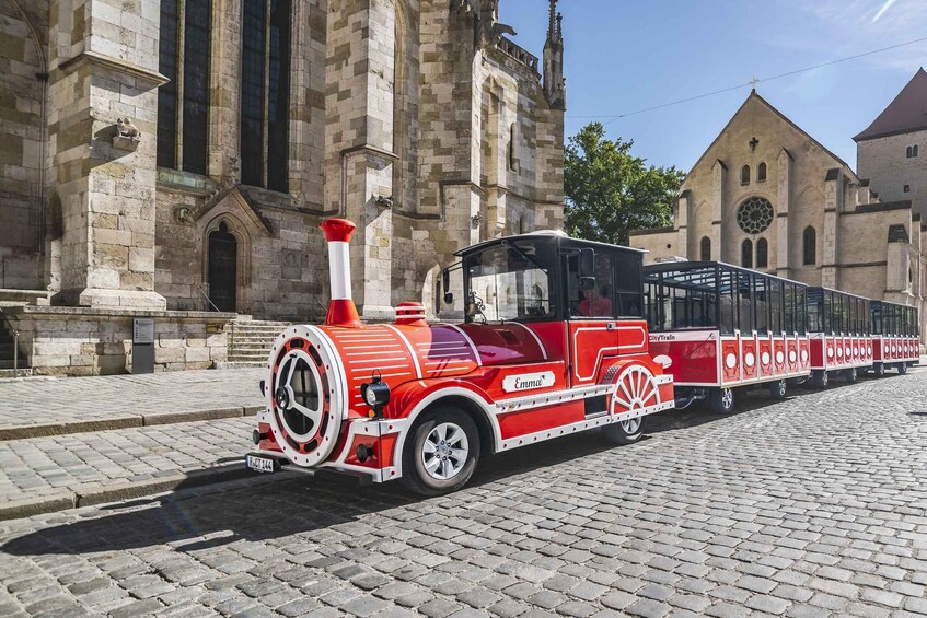 Regensburg: City Tour with the Bimmelbahn Train 1
