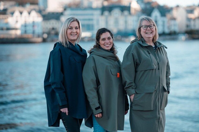 Our lovely guides 2