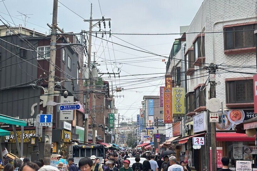 Hidden Seoul Food Tour: Explore Mangwon Market & Mangridan-gil 3