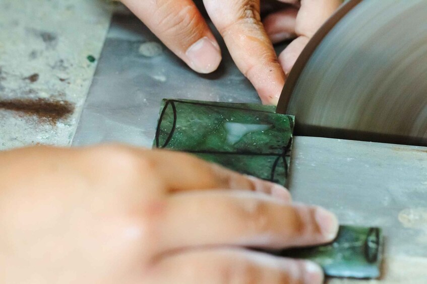 Picture 2 for Activity Rotorua: Jade Experience in a Local Māori Carving Studio 2