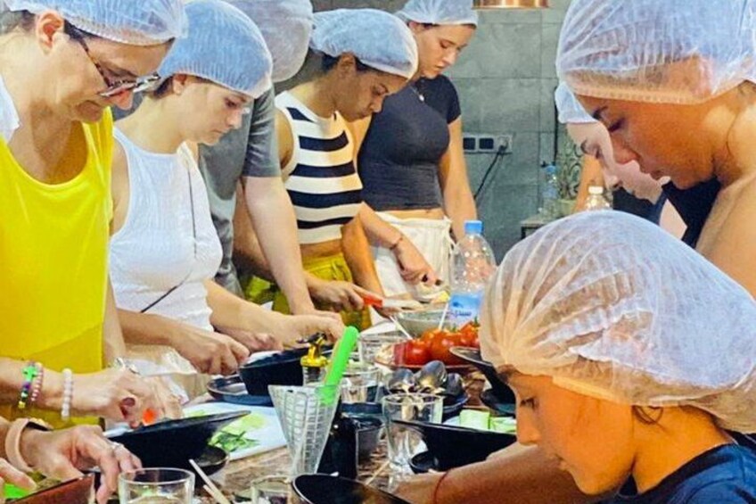 Marrakech: Moroccan Cooking Class with Meal & Hotel Pickup 5