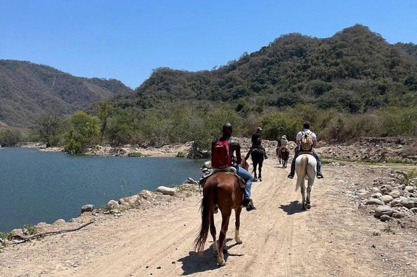 Horseback Riding: Tequila Tasting, BBQ & Margaritas 3