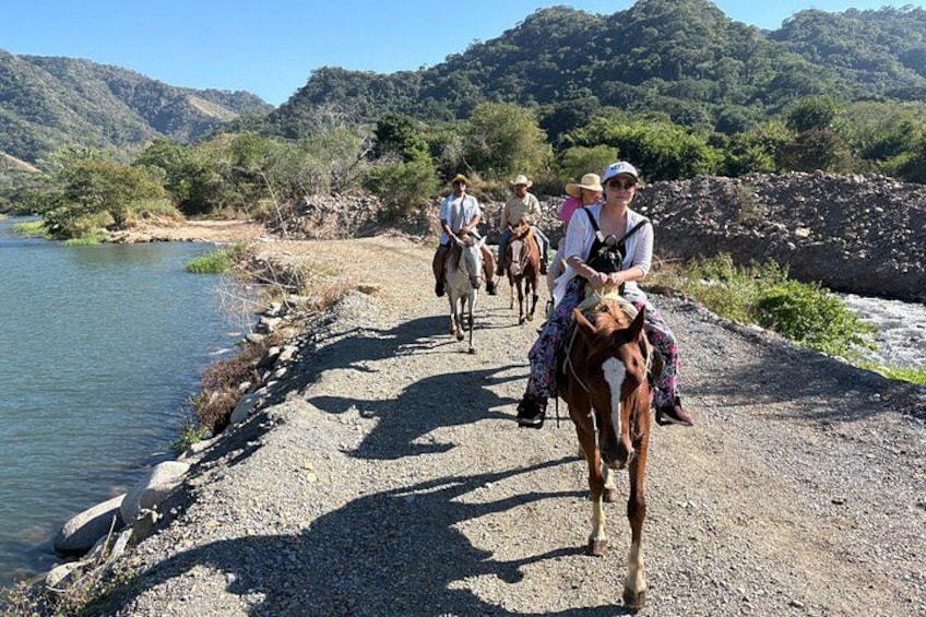 Horseback Riding: Tequila Tasting, BBQ & Margaritas 5