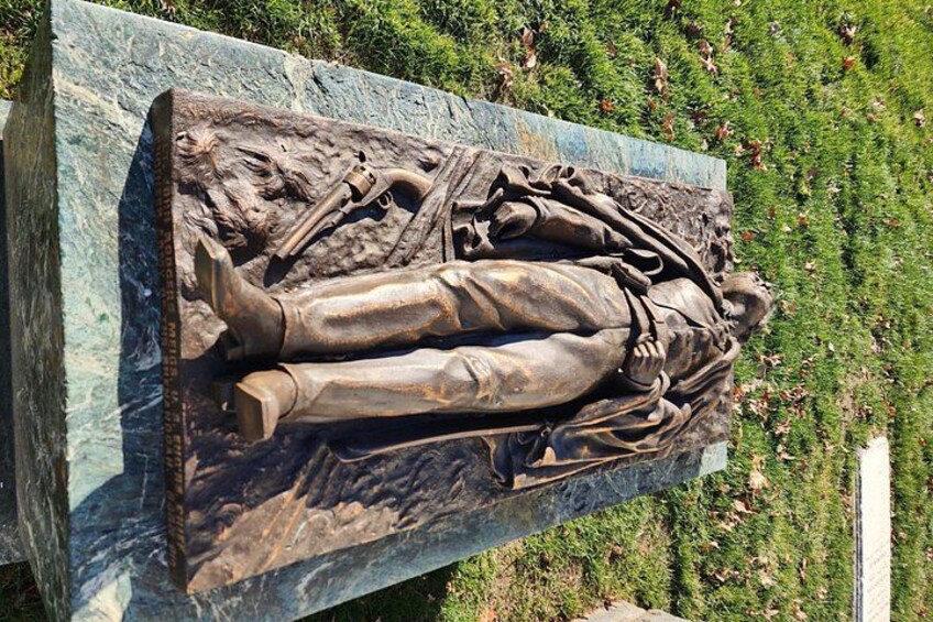 Tomb effigy of First Lieutenant John Meigs 2