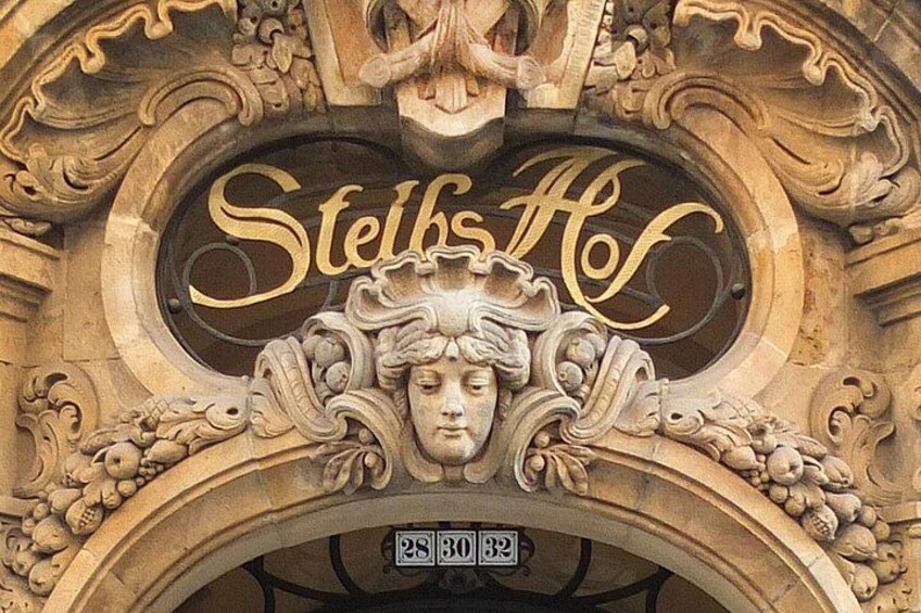 Facade detail 2