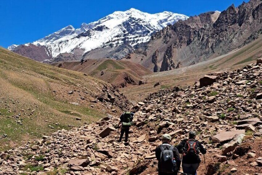 Hiking Aconcagua Park