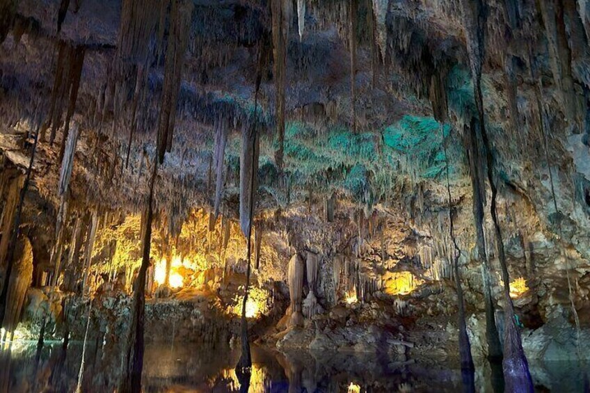 Full-Day Private Tour to Chichen Itza and 2 Cenotes Experience 4