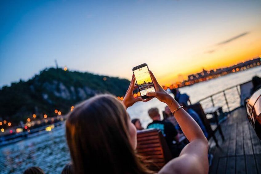 Budapest Paddle Steamer Danube Cruise with Tokaj & Audio Guide 5