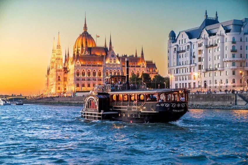 Budapest Paddle Steamer Danube Cruise with Tokaj & Audio Guide 3