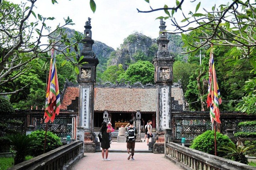 Best Seller-Private Full-Day Tour to Ninh Binh Depart from Hanoi 4