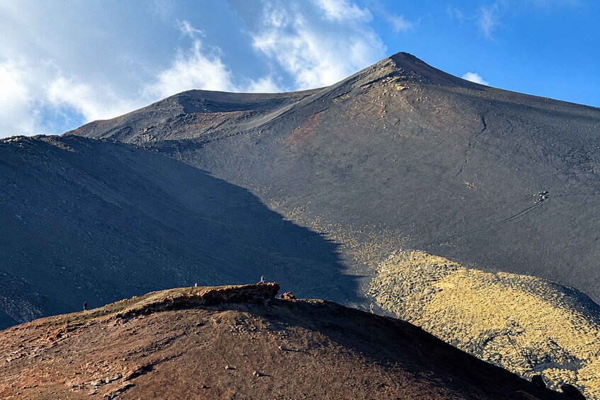 Catania: Etna Morning Tour with 4x4 Vehicles 1
