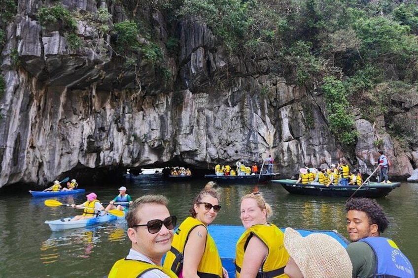 SONATA CRUISE Halong Bay Luxury Day Trip from Hanoi by Expressway 2