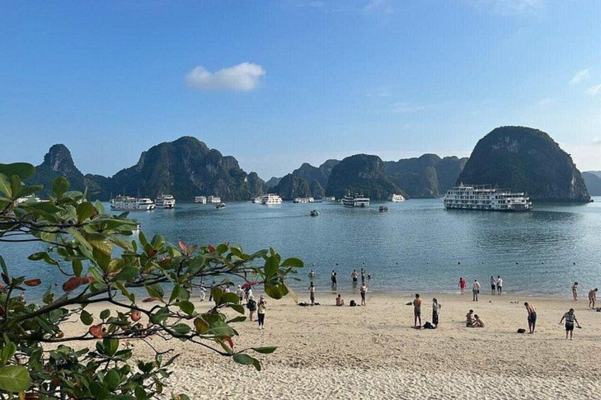 SONATA CRUISE Halong Bay Luxury Day Trip from Hanoi by Expressway 3