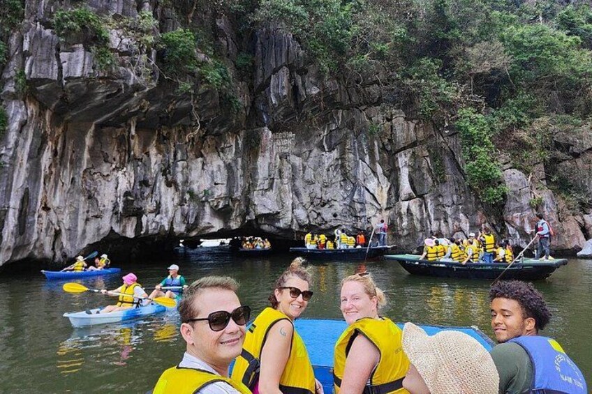 SONATA CRUISE Halong Bay Luxury Day Trip from Hanoi by Expressway 5