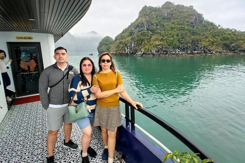 SONATA CRUISE Halong Bay Luxury Day Trip from Hanoi by Expressway 4
