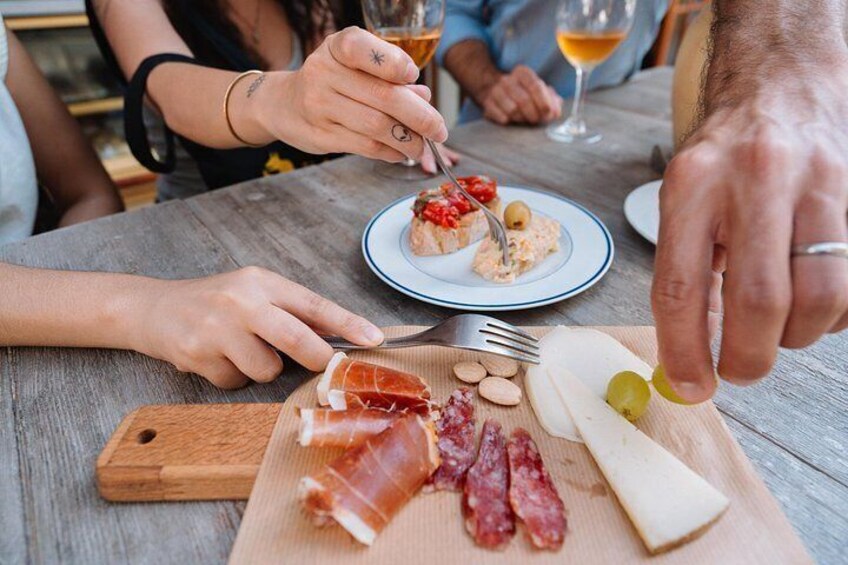 Valencia Tapas Crawl by Food Lover Tour 4
