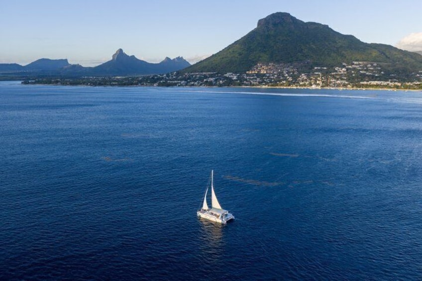 Black River : 3 Hours Private catamaran Sunset Cruise 3