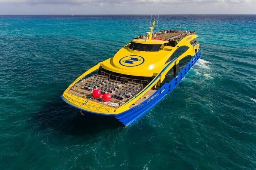 Ultramar Ferry, Regular round ticket, Playa del Carmen-Cozumel 1